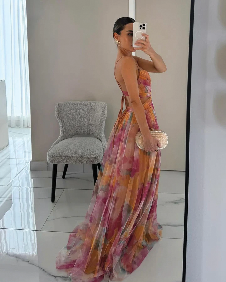Isla™ | Classic Floral Dress