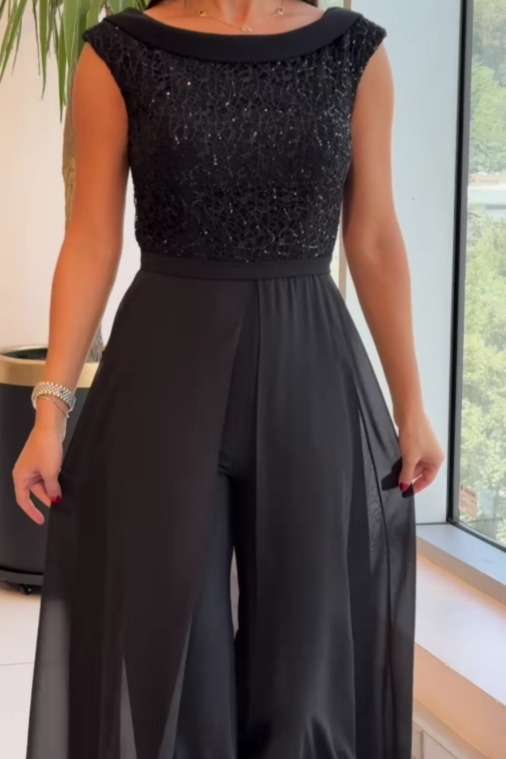 Mara™ | Sleeveless Elegant Jumpsuit