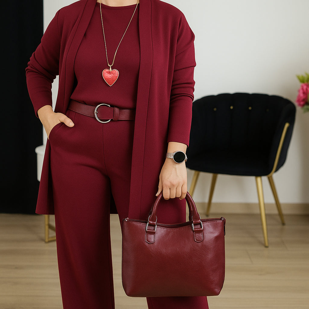Elegant 3-piece set including a long cardigan