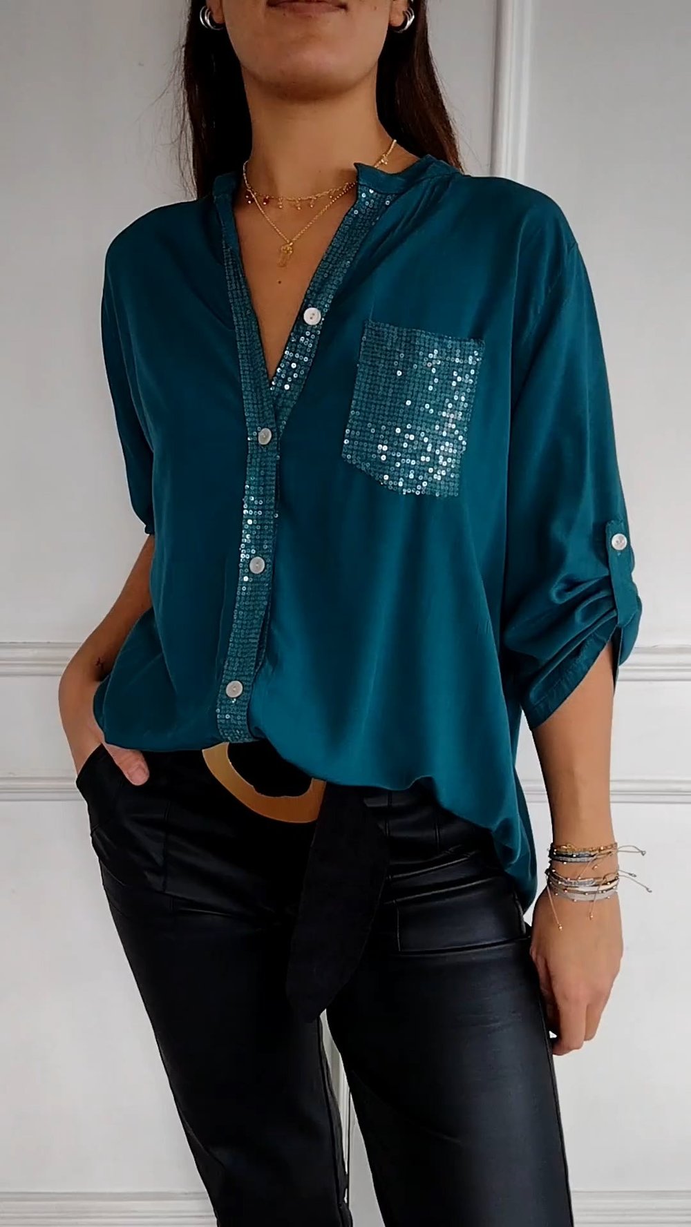 Alandria™ | V-Neck Sequin Mid-Sleeve Casual Top