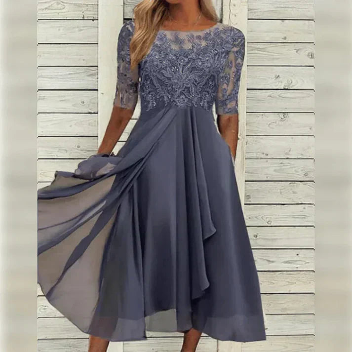 Georgia - Timeless Lace Dress