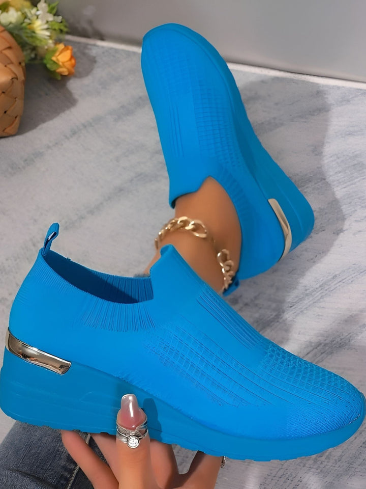Aeloria™ – Trendy Everyday Sneakers