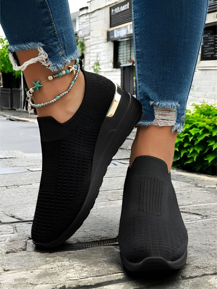Aeloria™ – Trendy Everyday Sneakers