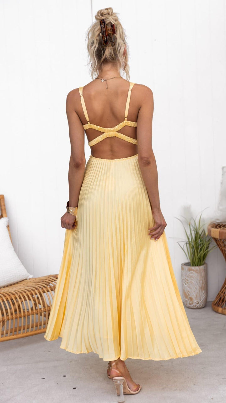 Nayeli - Elegant Pleated V-Neck Maxi Dress