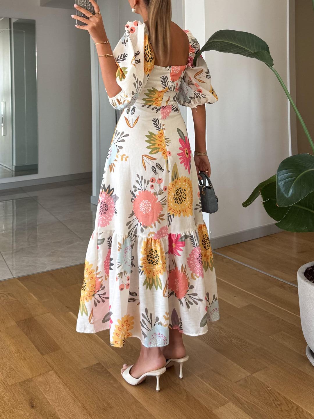 SAVINÉ™ | Elegant Square Neck Dress